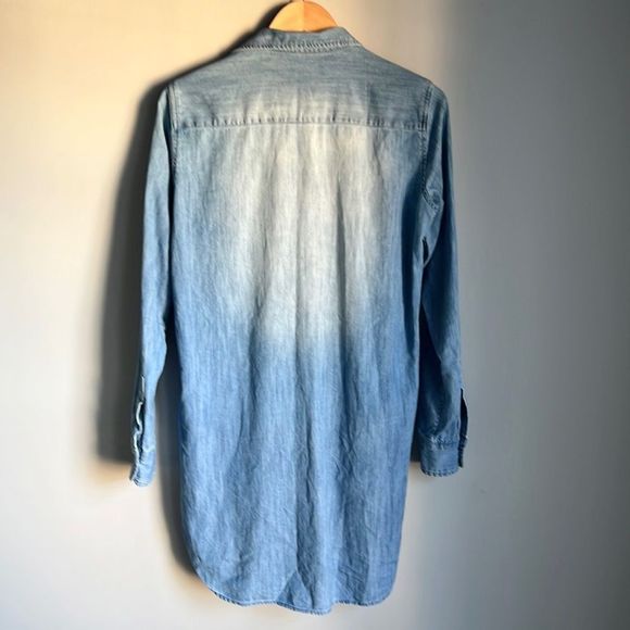 Frank & Eileen Grayson Denim Shirt - Picture 3 of 14